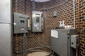 300 Main St, Saint Joseph, MI for sale Interior Photo- Image 1 of 14