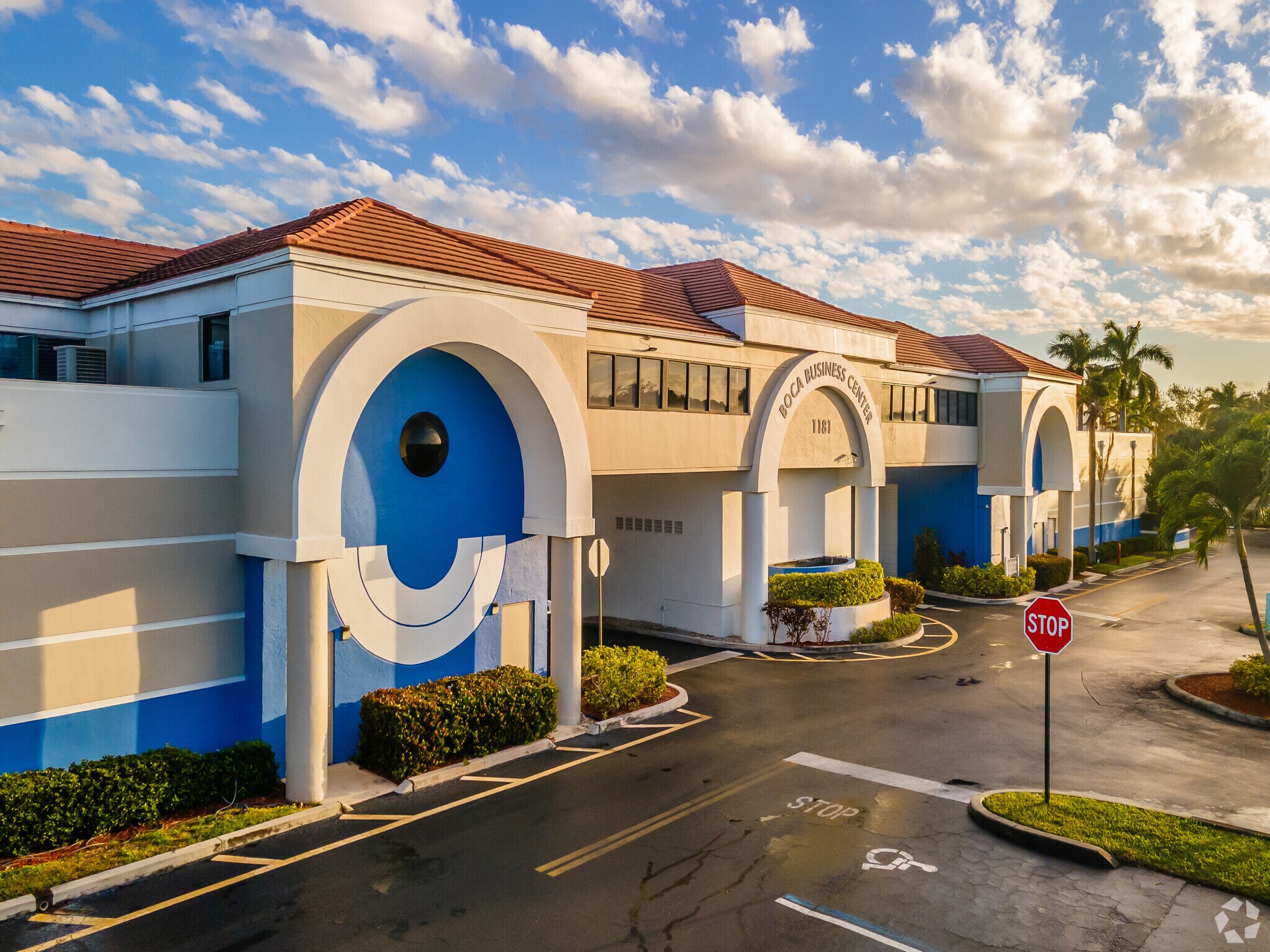 1181 S Rogers Cir, Boca Raton, FL à louer Photo du bâtiment- Image 1 de 6