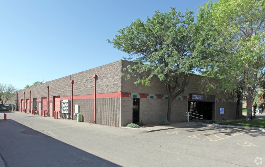 103 Rio Rancho Dr NE, Rio Rancho, NM for lease - Building Photo - Image 3 of 5