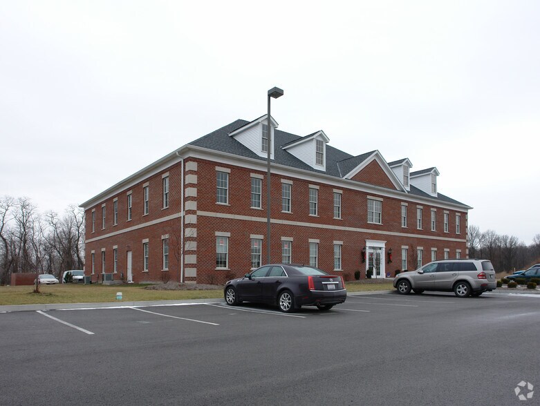 4135 Boardman Canfield Rd, Canfield, OH à louer - Photo du bâtiment - Image 2 de 2