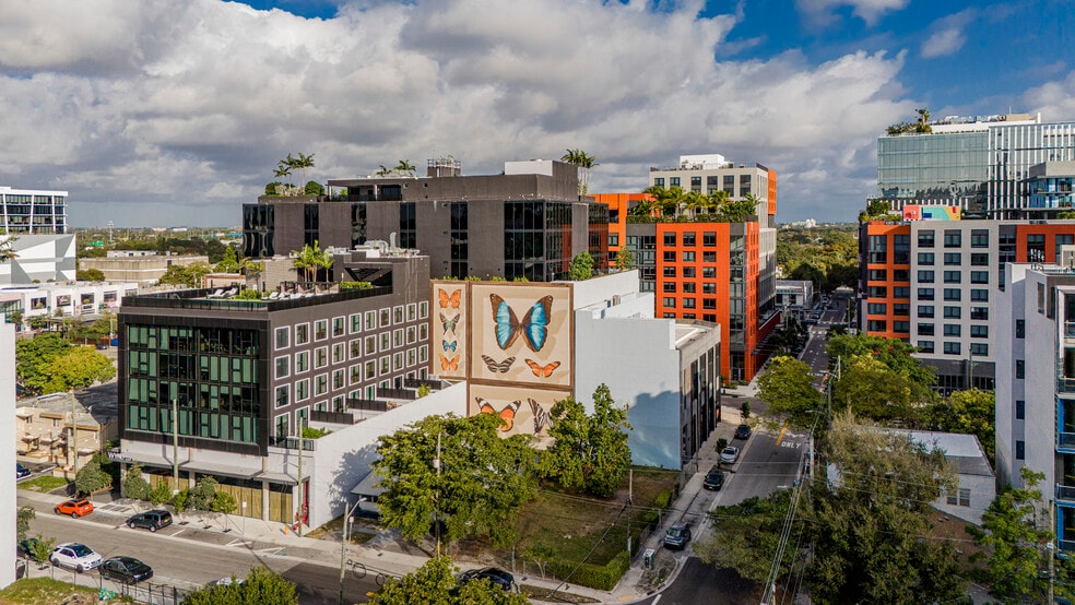 127 NW 27th St, Miami, FL for lease - Building Photo - Image 2 of 21