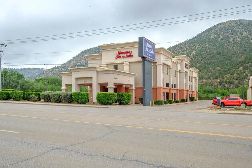 26141 US Highway 70 E, Ruidoso Downs, NM à vendre - Photo du bâtiment - Image 2 de 16
