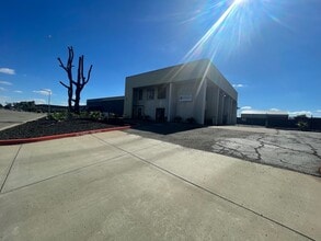2607 N Wigwam Dr, Stockton, CA for lease Building Photo- Image 2 of 19