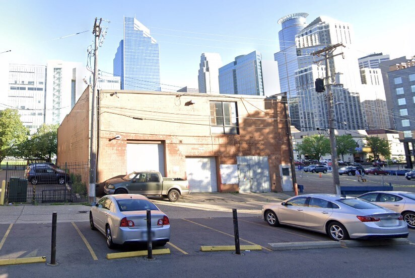 917 S 5th Ave, Minneapolis, MN à vendre - Photo du bâtiment - Image 3 de 5