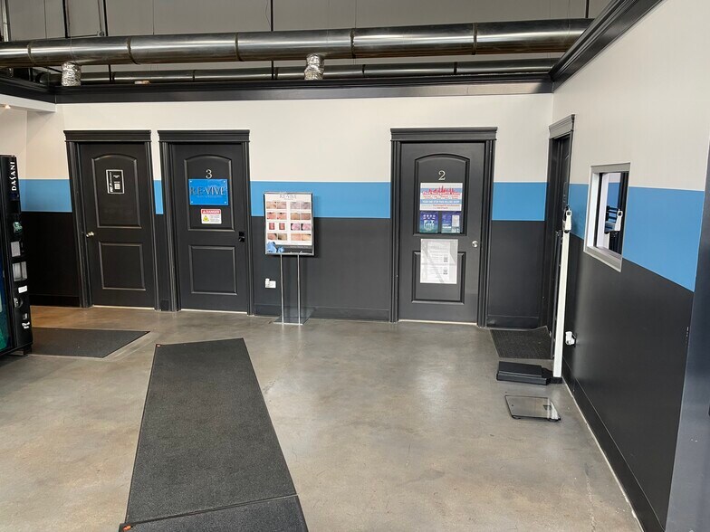 193 Northfield Rd, Northfield, IL à louer - Photo du bâtiment - Image 3 de 5