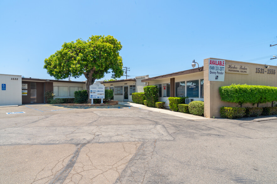 1531-1555 Baker St, Costa Mesa, CA for sale - Building Photo - Image 1 of 1