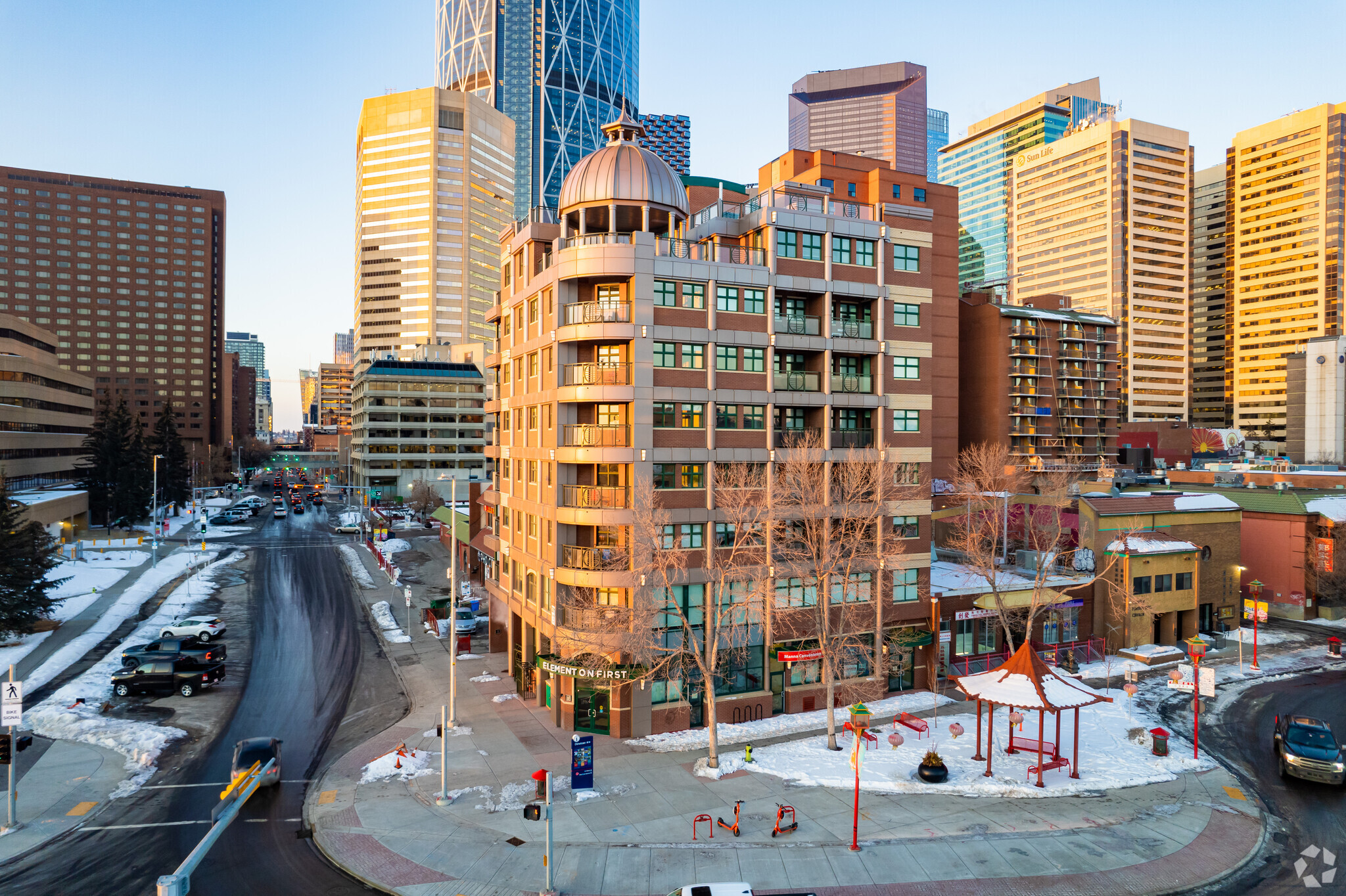 201 1st St SE, Calgary, AB à vendre Photo principale- Image 1 de 6