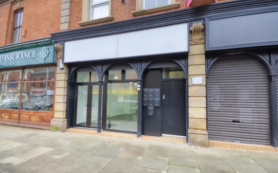 68-70 Darwen St, Blackburn for lease - Primary Photo - Image 1 of 2