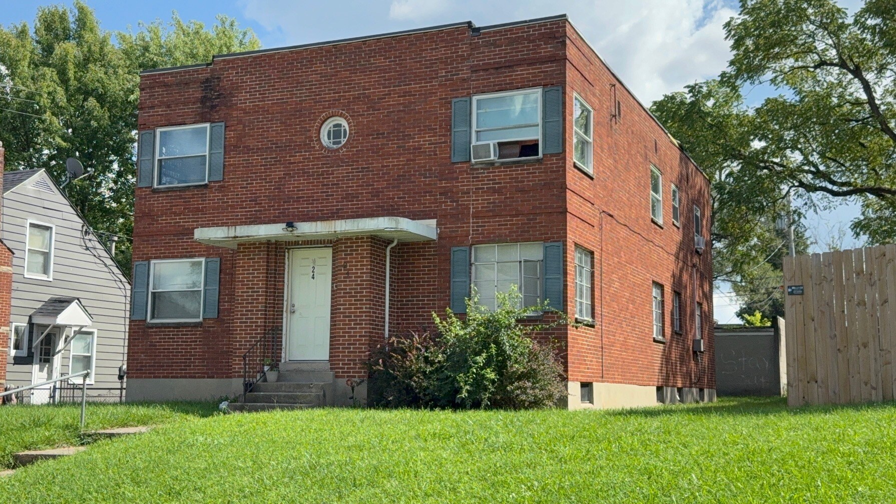24 Fernwood Ave, Dayton, OH à vendre Photo du bâtiment- Image 1 de 18