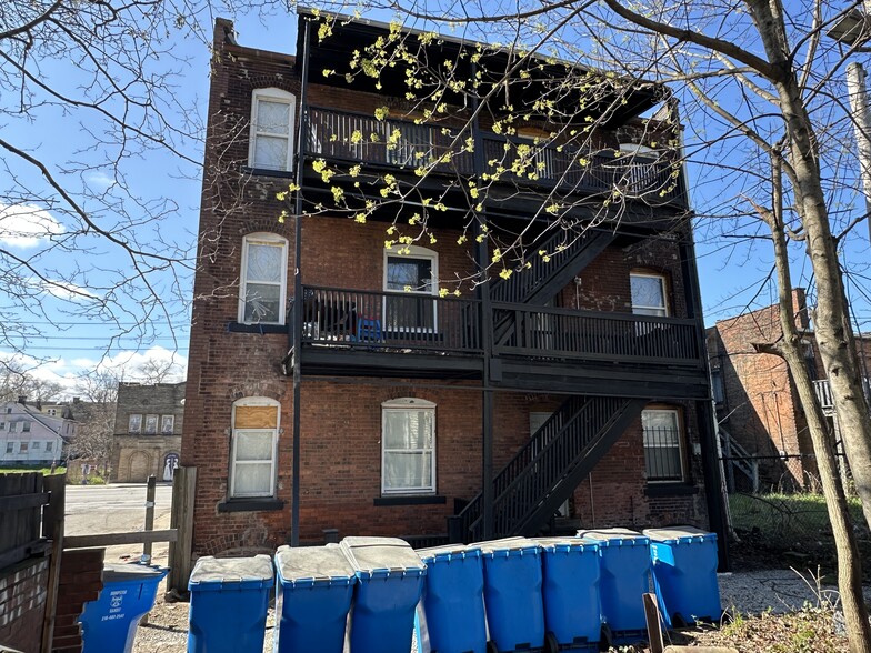 11239 Superior Ave, Cleveland, OH for sale - Primary Photo - Image 1 of 60