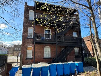 More details for 11239 Superior Ave, Cleveland, OH - Retail for Sale