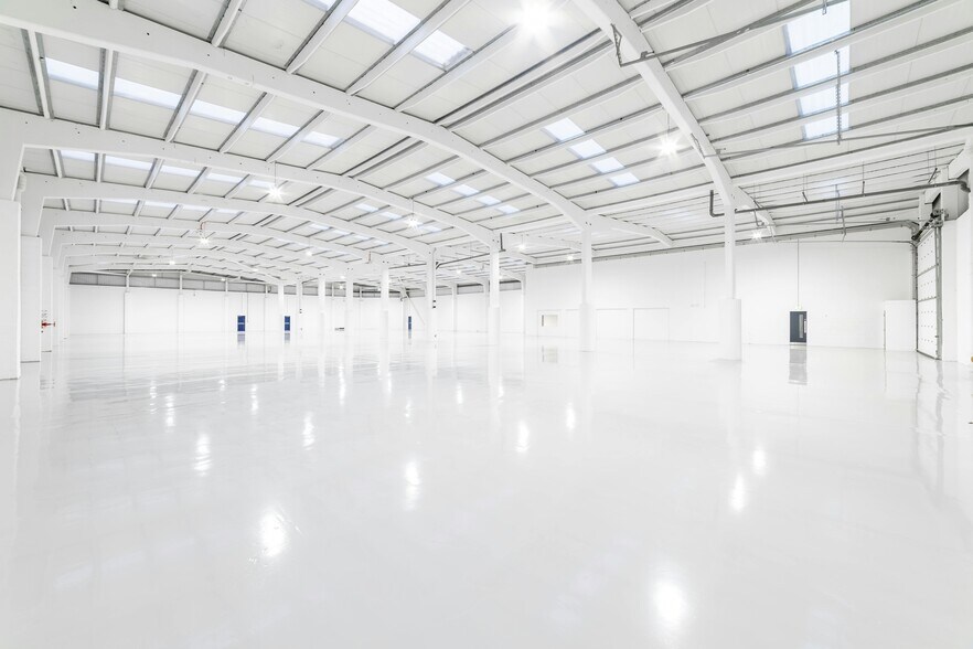 Rye Park Industrial Estate, Hoddesdon à louer - Photo du bâtiment - Image 2 de 10