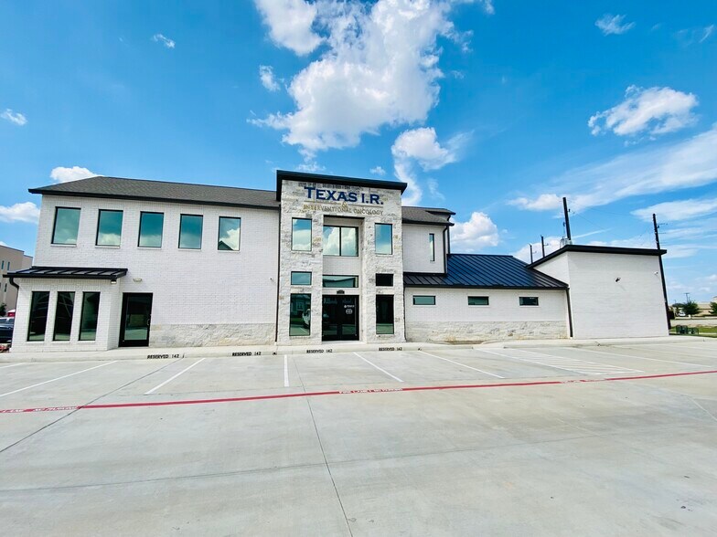 142 Bella Katy Dr, Katy, TX à louer - Photo du bâtiment - Image 2 de 4