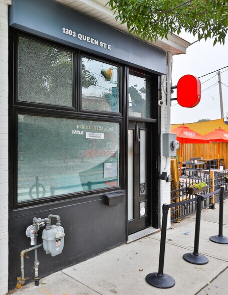 1303 Queen St E, Toronto, ON for lease - Building Photo - Image 2 of 8