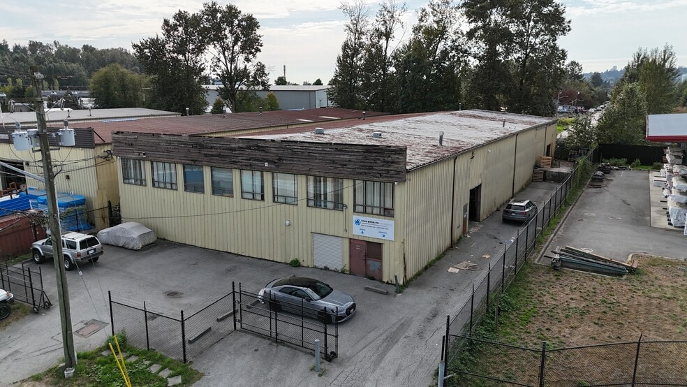 11559 132A St, Surrey, BC for sale - Building Photo - Image 2 of 4