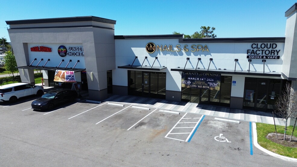 1019 SW Pine Island Rd, Cape Coral, FL for lease - Building Photo - Image 2 of 17