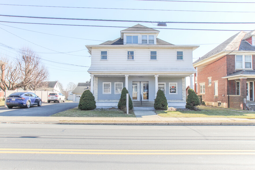 756 Main St, Tatamy, PA à vendre - Photo principale - Image 1 de 1