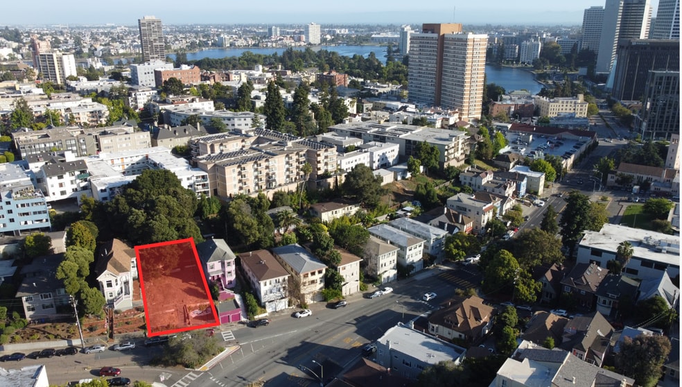 176 Orange st, Oakland, CA for sale - Building Photo - Image 2 of 15