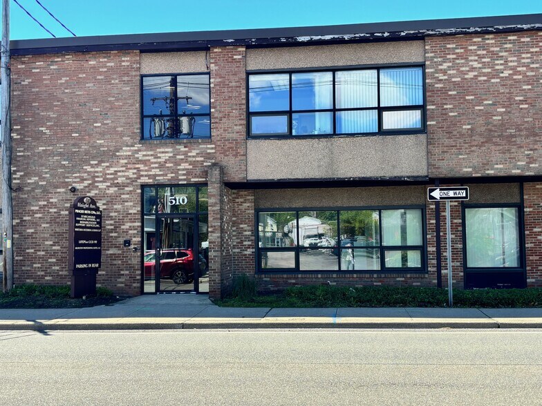 510-514 Haight Ave, Poughkeepsie, NY à vendre - Photo du bâtiment - Image 2 de 23