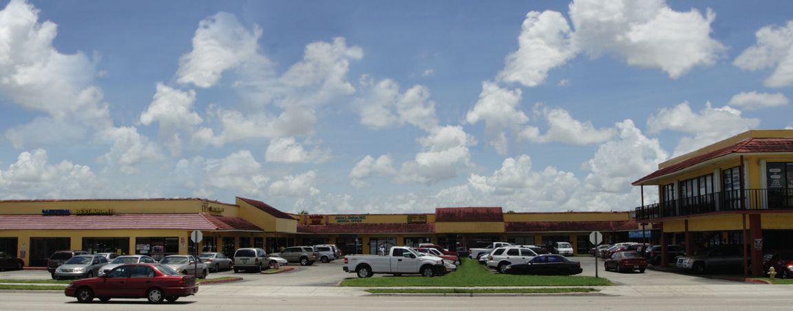 10300-10376 W Flagler St, Miami, FL à louer Photo du bâtiment- Image 1 de 2