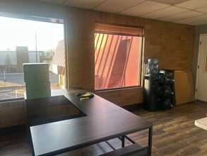 1404 NE 3rd St, Bend, OR for lease Interior Photo- Image 2 of 6