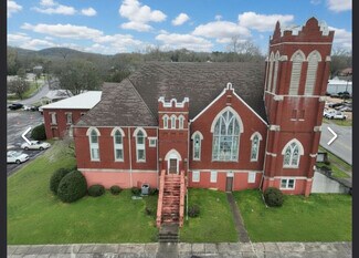 Plus de détails pour 400 East St N, Talladega, AL - Spécialité à vendre