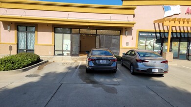 971 Gray Ave, Yuba City, CA for lease Building Photo- Image 1 of 6