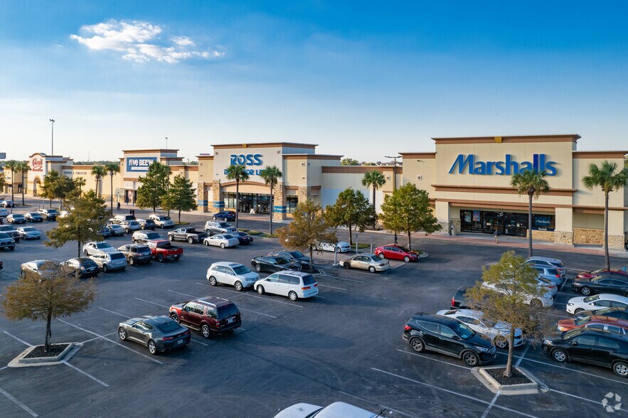 4400-4446 North Fwy, Houston, TX for lease - Building Photo - Image 1 of 8