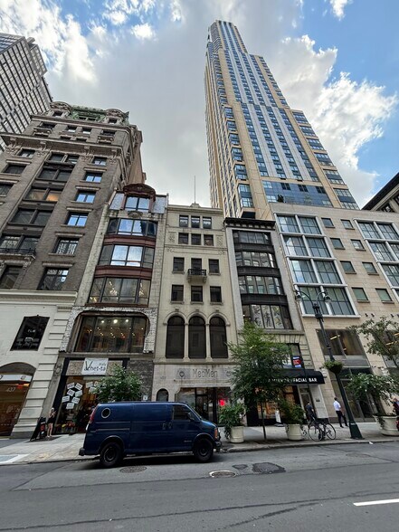 433 Fifth Ave, New York, NY à louer - Photo du bâtiment - Image 3 de 13