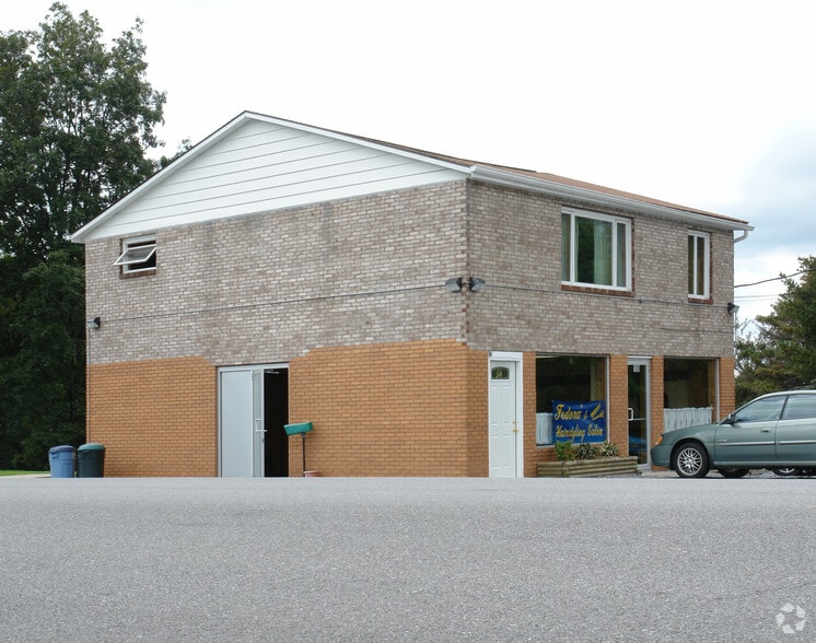 109 Hostetler Rd, Johnstown, PA for lease - Building Photo - Image 2 of 11