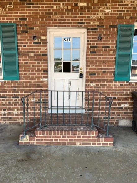 538 N Main St, Emporia, VA for lease - Building Photo - Image 3 of 20