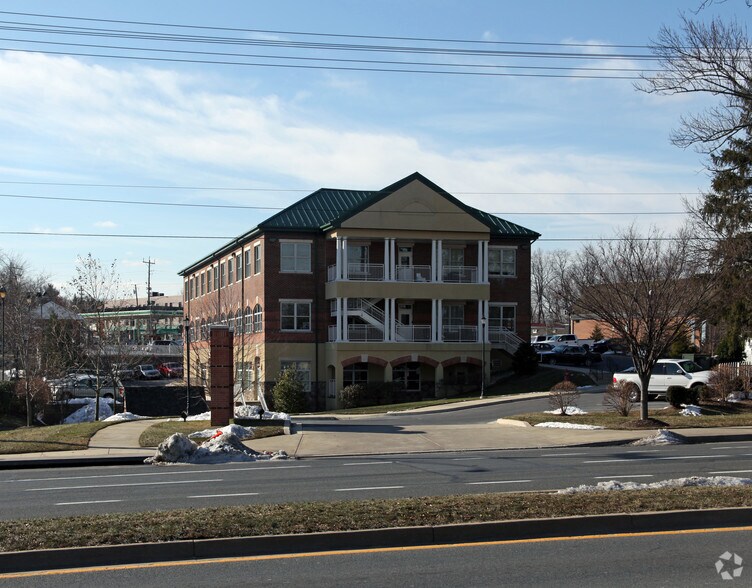 3300 Olney Sandy Spring Rd, Olney, MD for lease - Building Photo - Image 3 of 15