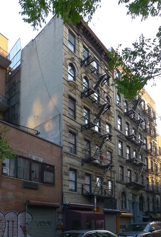 Plus de détails pour 40 Rivington St, New York, NY - Commerce de détail à louer