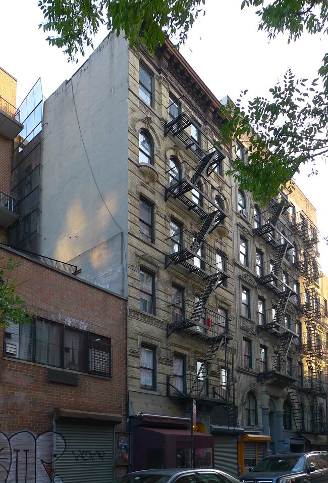 Plus de détails pour 40 Rivington St, New York, NY - Commerce de détail à louer