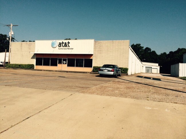 Plus de détails pour 260 Sgt Prentiss Dr, Natchez, MS - Commerce de détail à vendre