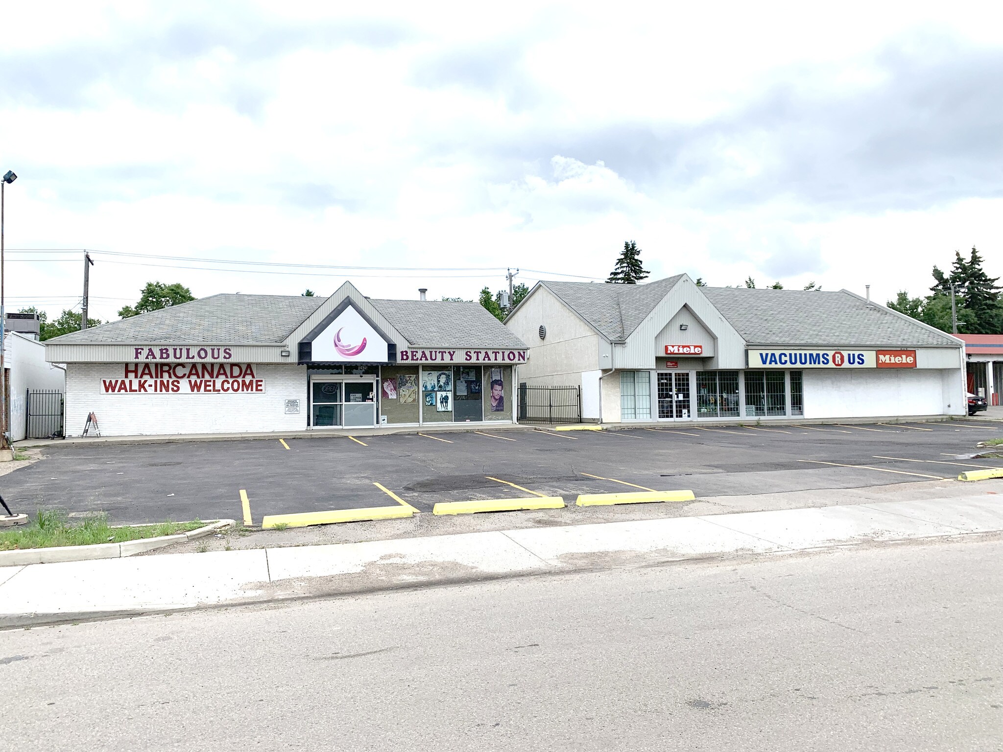 12425 97th St NW, Edmonton, AB for sale Building Photo- Image 1 of 1