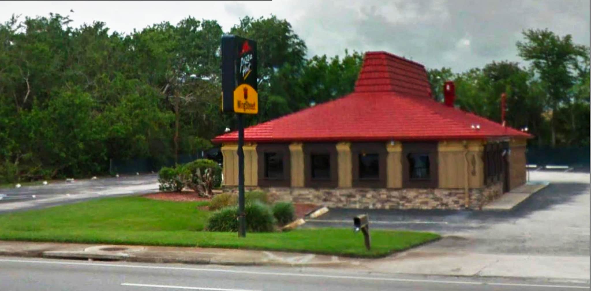 1616 S Dixie Fwy, New Smyrna Beach, FL for sale Interior Photo- Image 1 of 3