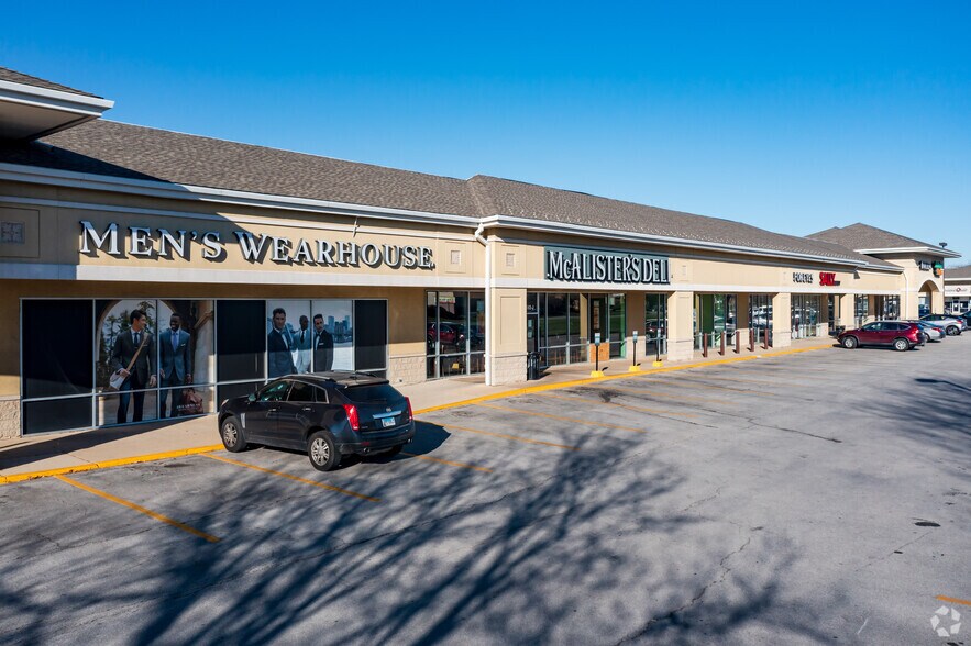 1492 S Randall Rd, Geneva, IL for lease - Building Photo - Image 2 of 4