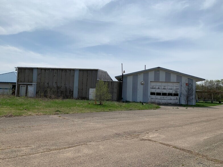 56300 Ash Osceola IN 46561 rd, Osceola, IN à vendre - Photo du bâtiment - Image 3 de 3