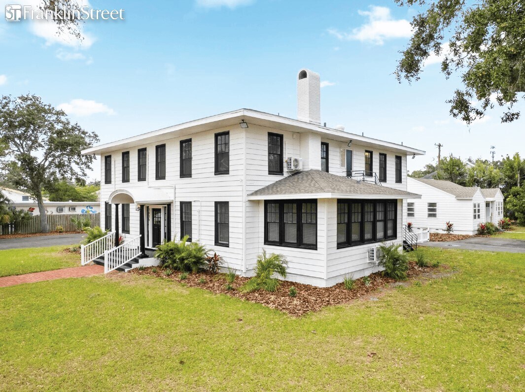 5301 S 27th Ave, Gulfport, FL à vendre Photo principale- Image 1 de 13