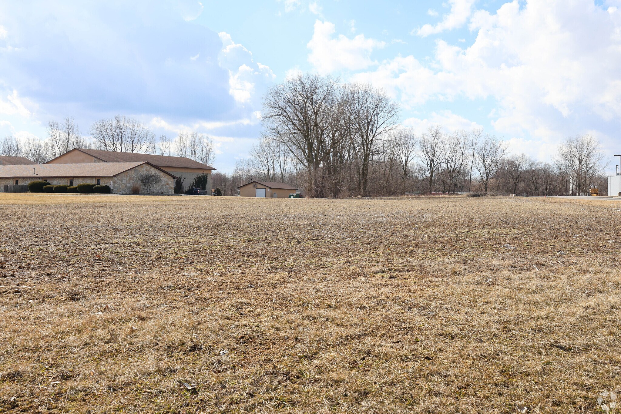 151 S Reed Rd, Kokomo, IN à vendre Photo du bâtiment- Image 1 de 5