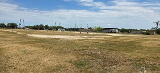 Plus de détails pour 200 W 3rd Ave, Nixon, TX - Terrain à louer