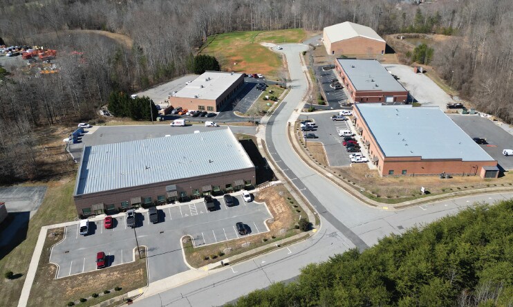 Gretas Way, Kernersville, NC à vendre - Photo du bâtiment - Image 3 de 5