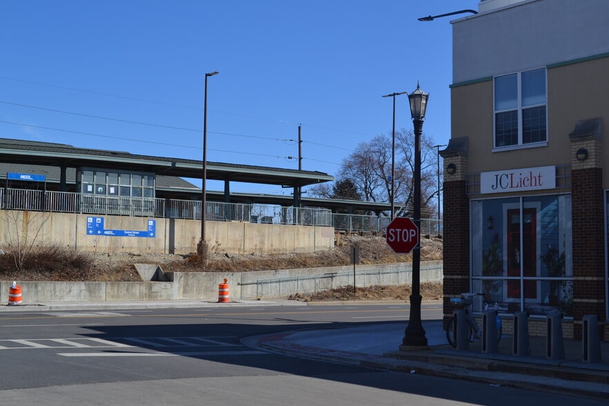 2538 Green Bay Rd, Evanston, IL à vendre - Photo du bâtiment - Image 2 de 3