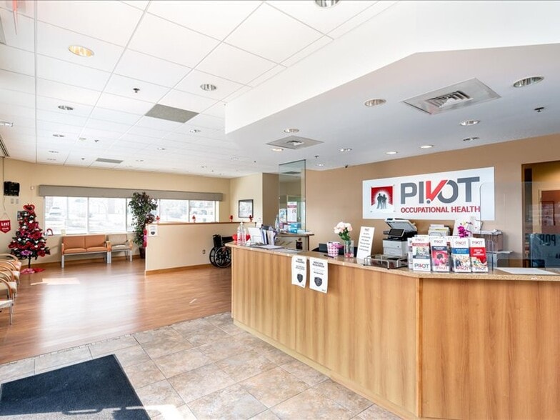 6785 Business Pky, Elkridge, MD for sale - Interior Photo - Image 2 of 10