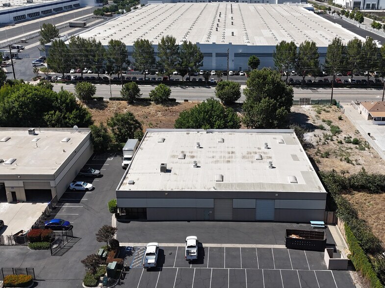 790 S Gifford Ave, San Bernardino, CA à vendre - Photo du bâtiment - Image 3 de 11