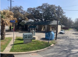 Plus de détails pour 3302 N Saint Marys St, San Antonio, TX - Vente au détail à louer