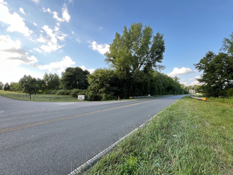 2C S Martin Luther King Jr, Salisbury, NC for sale - Building Photo - Image 1 of 9