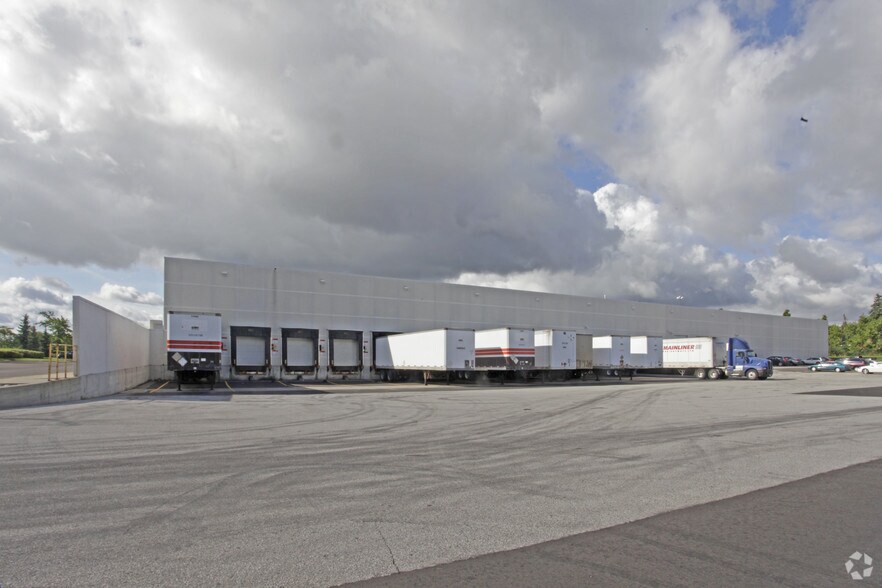 175 Hillmount Rd, Markham, ON for lease - Building Photo - Image 3 of 3