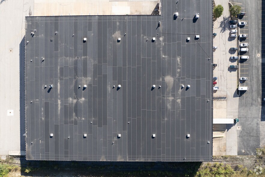 5370 Naiman Pky, Solon, OH à louer - Aérien - Image 3 de 5